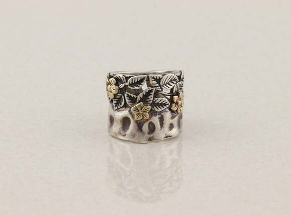 Unbranded Jewelry - Sterling Silver Flower Leaf Ring Size 4 3/4 Woman Teen Child